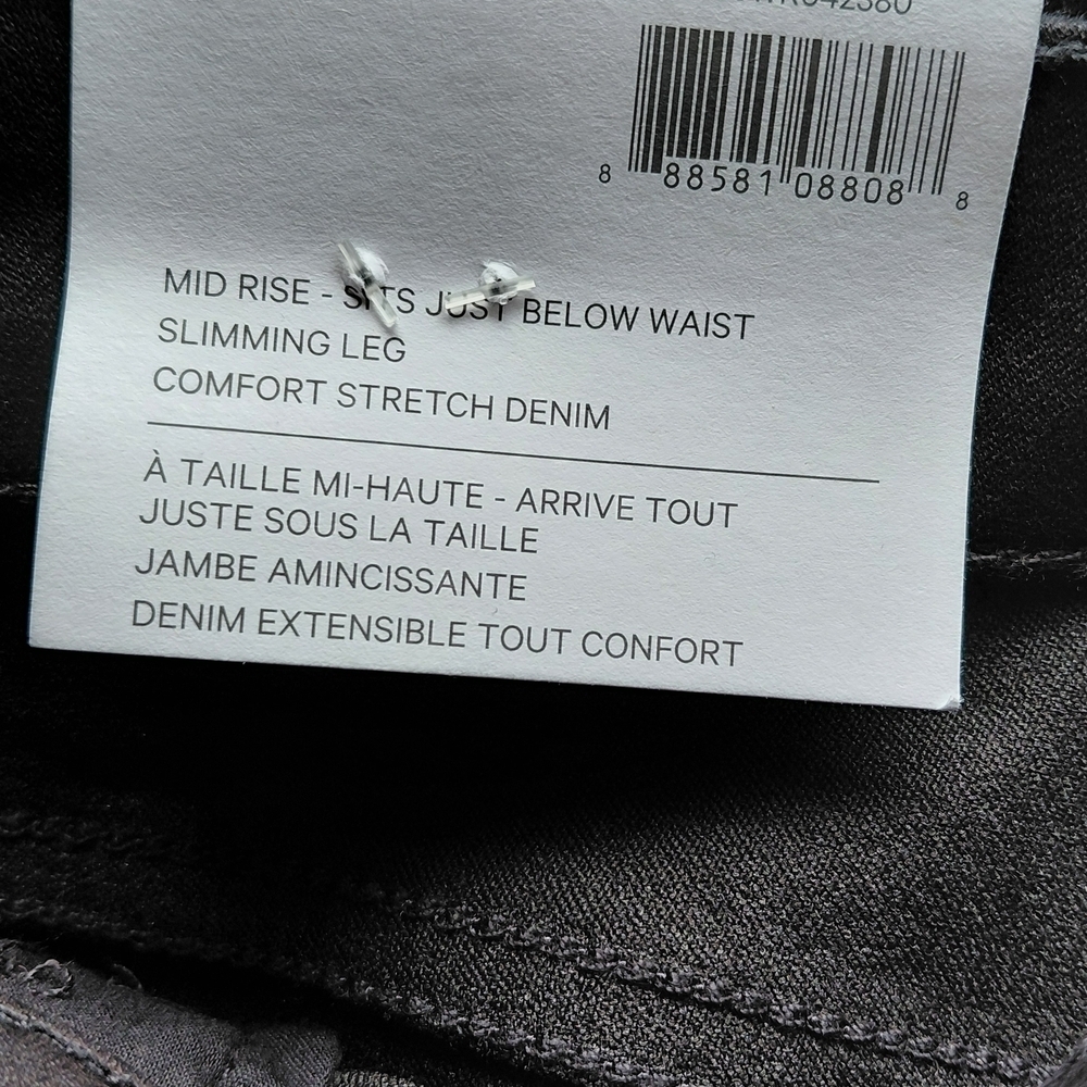 Joe Fresh Women's Black Jeggings - Picture 6 of 8